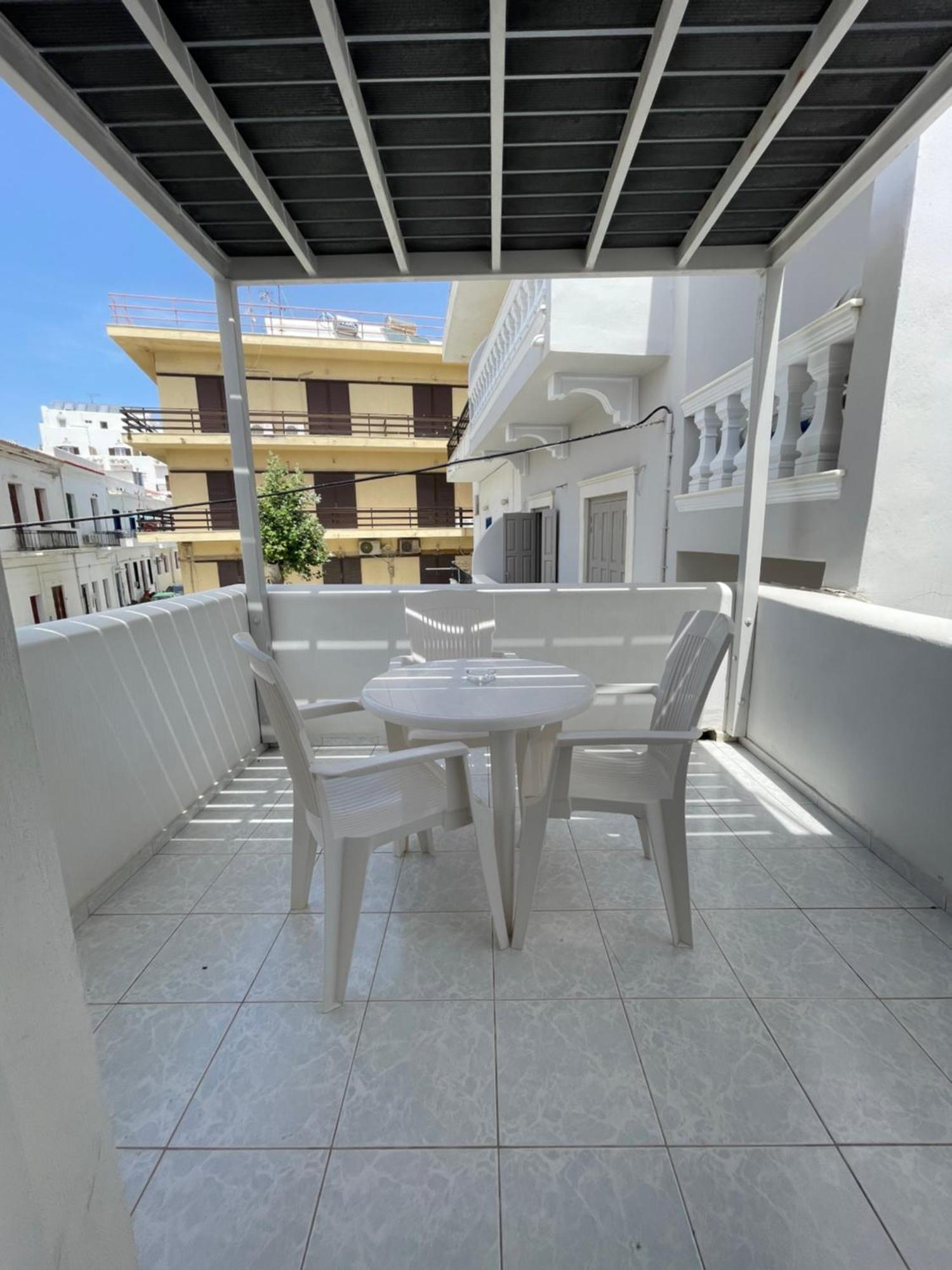 Manto Apartments Tínos Buitenkant foto